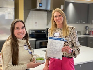 Photo of Methodist dietitians Gina Woodruff and Krista Skar